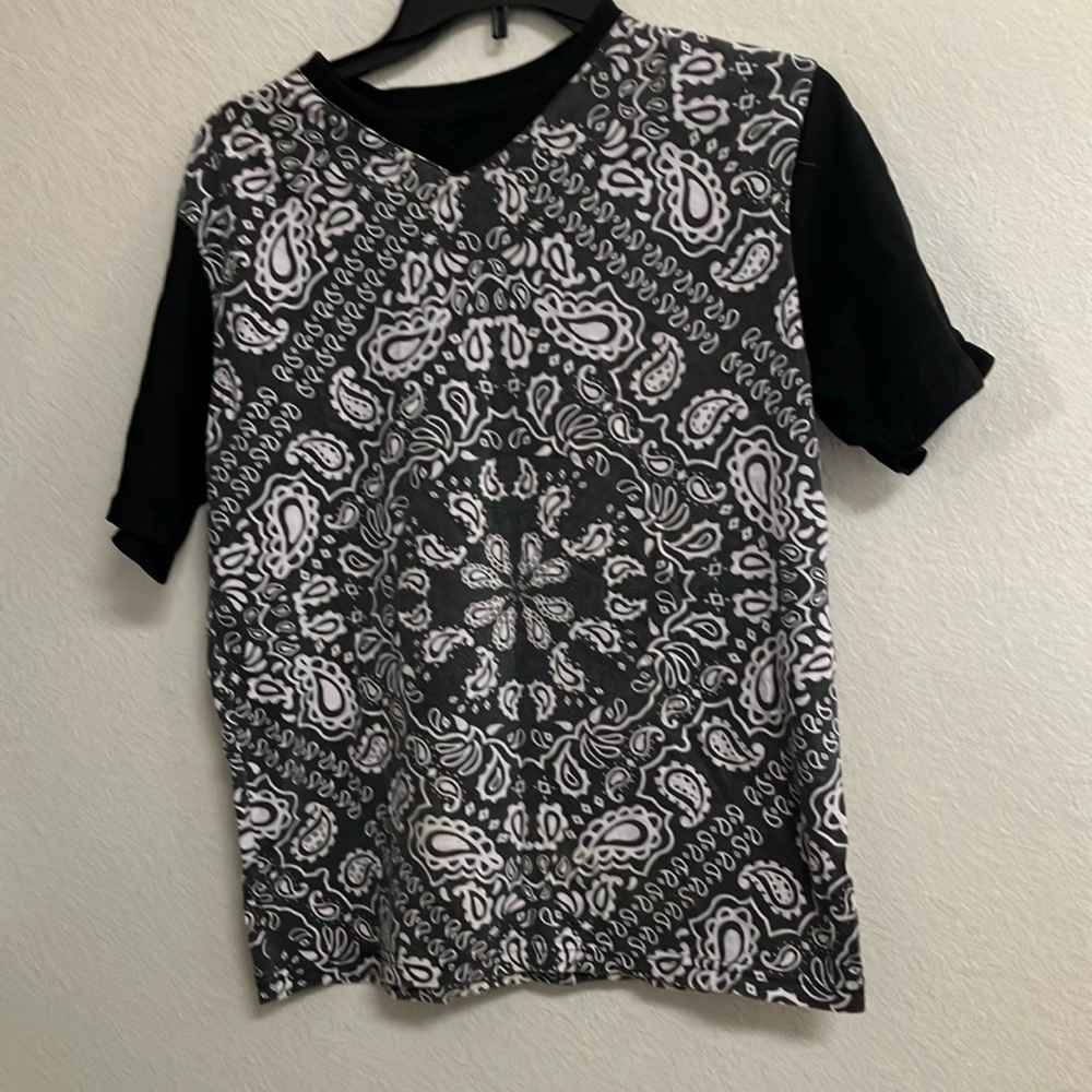 FINAL MARKDOWN Children’s hype Brooklyn tee 16/18